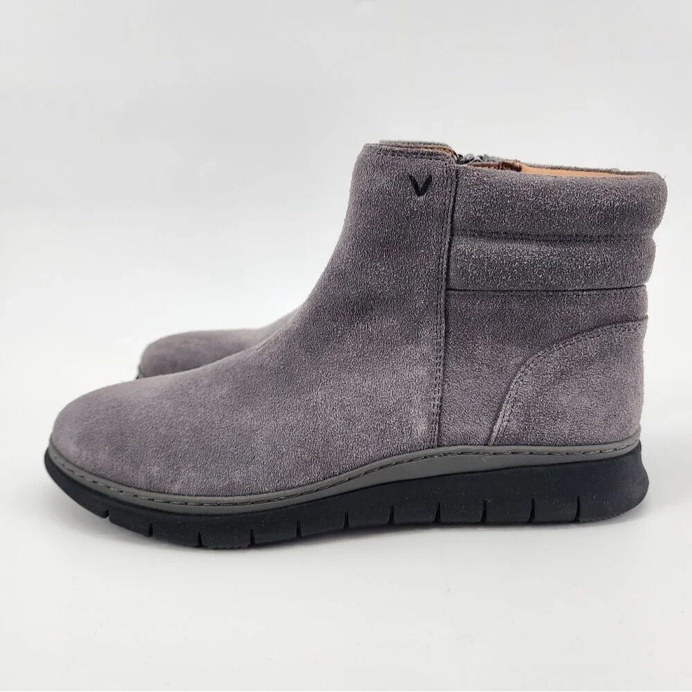 Vionic Arya Grey Nubuck Leather‎ Ankle Boots Size 8